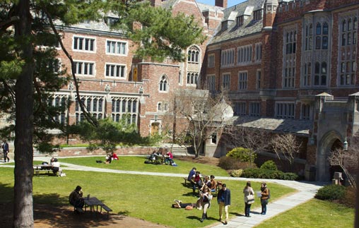 Programa de intercambio estudiantil con Yale Law School