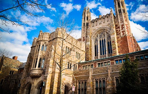 Convocatoria: Programa de intercambio estudiantil con Yale Law School