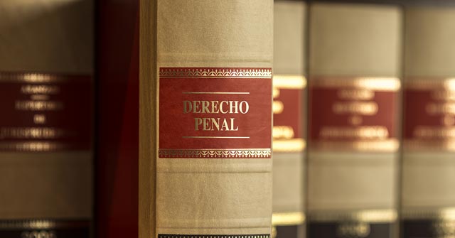 Conferencia: Derecho y Garantismo Conferencia: Derecho y Garantismo