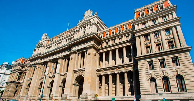 Seminario de discusión: Distintas formas de perder. Defensores públicos (y privados) en casos penales en la Corte Suprema Seminario de discusión: Distintas formas de perder. Defensores públicos (y privados) en casos penales en la Corte Suprema
