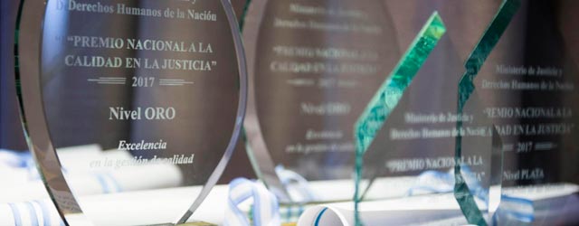 Graduado de Posgrado obtiene Premio Nacional a la Calidad en la Justicia