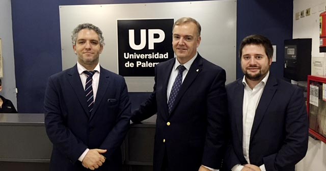 Ricardo Arredondo, Cónsul en el consulado argentino en Los Ángeles, visita la UP