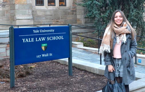 Celeste Elorriaga, egresada de la maestría en Derecho de la UP, realizó un intercambio en Yale Law School