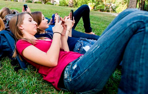 Uso y abuso de la tecnología en los adolescentes