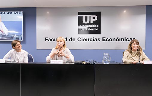 Mujeres líderes compartieron sus experiencias en la UP