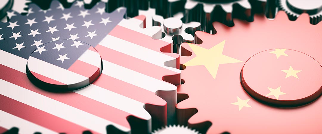 Trasfondo y contexto de una baja de tasa (en EEUU) y una devaluación (en China)