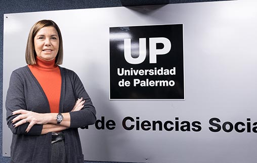 Liliana Parodi, gerenta de programación de América TV, en la UP