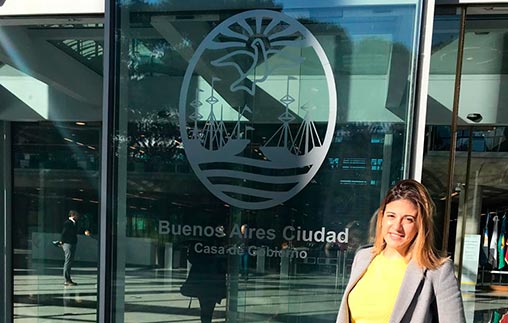 Maria Florencia Greco Mauas se desempeña en la Subsecretaría de Relaciones Internacionales de la Ciudad de Buenos Aires