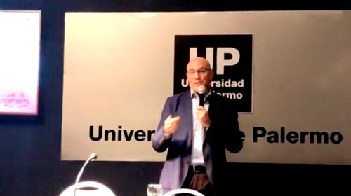 Gustavo Koniszczer disertó en la UP