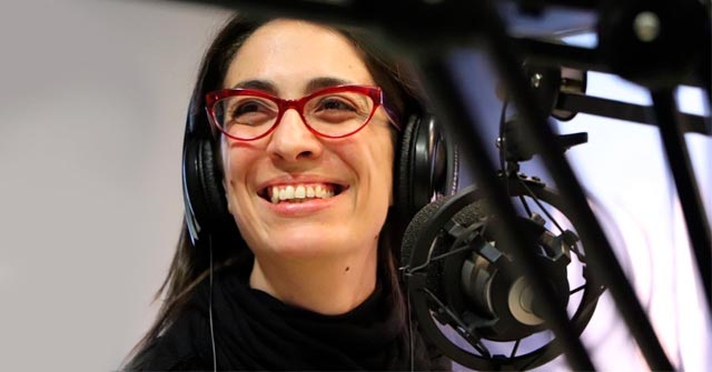 Mariana Merlo, egresó de Periodismo UP y trabaja en radio Metro