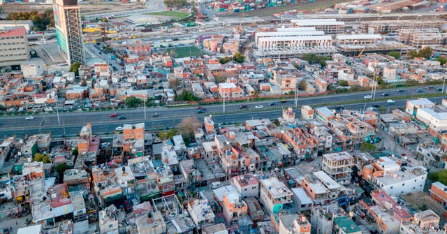 Informalidad urbana: integración y políticas públicas Informalidad urbana: integración y políticas públicas