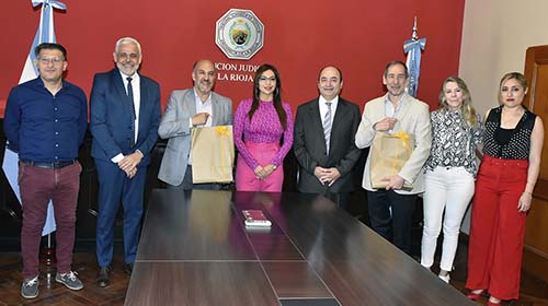 Firma de convenio con la Escuela de Capacitación Judicial “Joaquín V. González” de la provincia de La Rioja