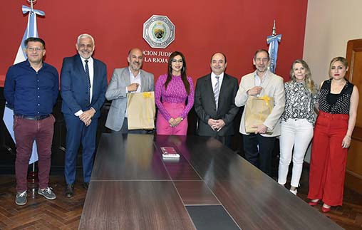 Firma de convenio con la Escuela de Capacitación Judicial “Joaquín V. González” de la provincia de La Rioja