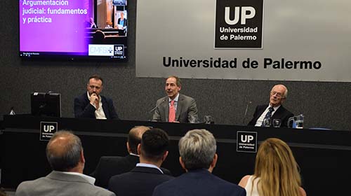 Los Doctores Martín Farrell y Amos Grajales disertaron sobre Argumentación judicial: fundamentos y práctica