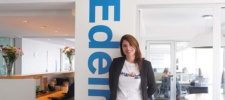 Paola Podestá, egresada RR.PP., gerenta general de Edelman Argentina