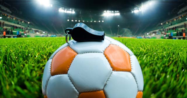 Presente y perspectiva del periodismo futbolero Presente y perspectiva del periodismo futbolero