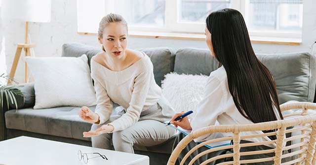 Ciclo de charlas: Diferentes Enfoques en Psicoterapia Ciclo de charlas: Diferentes Enfoques en Psicoterapia