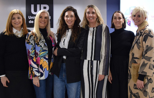 Cuatro mujeres líderes compartieron sus experiencias en la UP