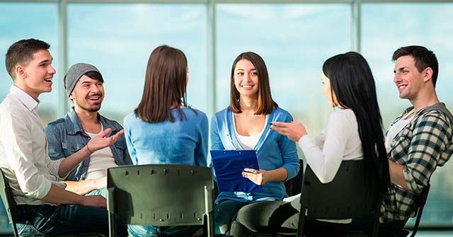 Ciclo de charlas: Diferentes enfoques en psicoterapia Ciclo de charlas: Diferentes enfoques en psicoterapia