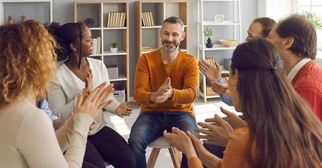 Ciclo de Charlas: Diferentes Enfoques en Psicoterapia Ciclo de Charlas: Diferentes Enfoques en Psicoterapia