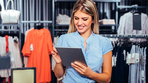 NUEVA CARRERA: Diseño y Negocios de la Moda