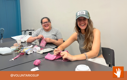 Cartucheras solidarias en el Taller de Crochet