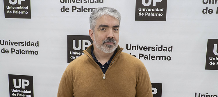 Félix Cuello, participó a los 11 años de un curso de programación en la UP y hoy se graduó como licenciado en Informática