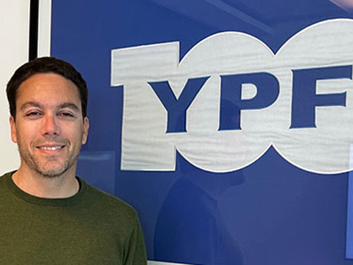 Matías Repetto, diseñador gráfico UP, gerente de Imagen y Marca en YPF