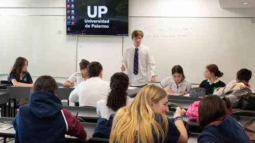Torneo Nacional de Debate en la UP con estudiantes de secundaria