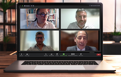 La Facultad de Derecho debatió sobre IA, manipulación emocional y responsabilidad legal