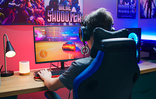 Ciclo Psicología de la Internet: El uso de videojuegos y la salud mental