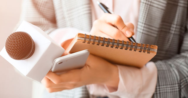 Charla abierta: Periodistas egresados UP cuentan su experiencia profesional