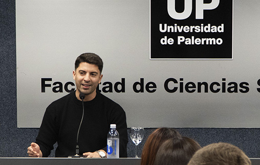 Gastón Edul brindó una clase magistral de Periodismo