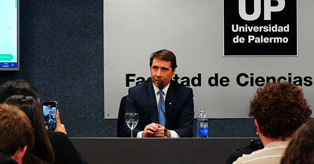 Eduardo Feinmann conversó con los estudiantes UP sobre su trayectoria y el periodismo
