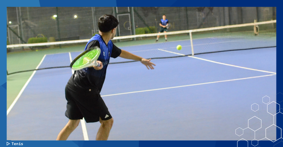 Practica tu rev&eacute;s con Tenis UP