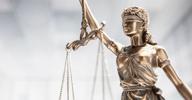 Di&aacute;logo sobre temas fundamentales del Derecho