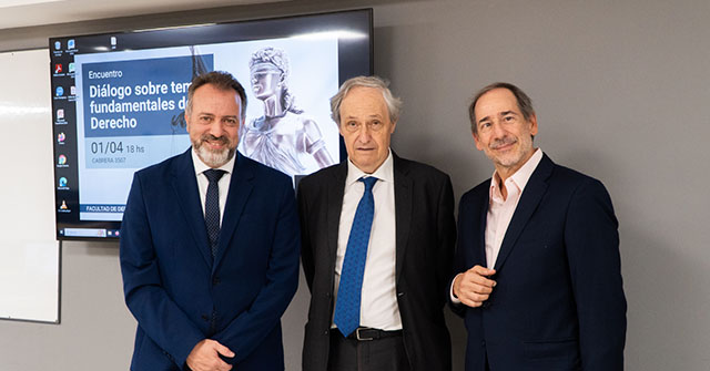 El jurista y fil&oacute;sofo espa&ntilde;ol Manuel Atienza Rodr&iacute;guez visit&oacute; la UP