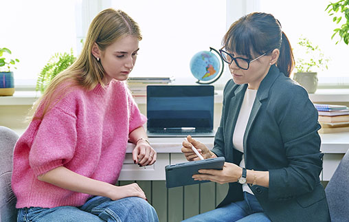 Ciclo de charlas sobre Psicología de la Internet: ¿Cómo nos vinculamos en la era de Internet y redes sociales?