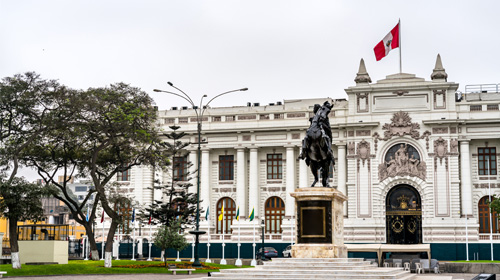 El Congreso sigue siendo una piedra en el zapato de la democracia peruana