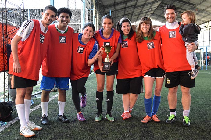 Torneo de fútbol mixto