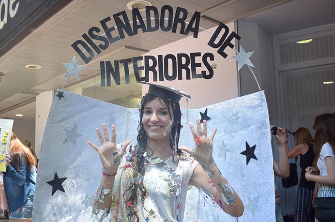 Egresada UP