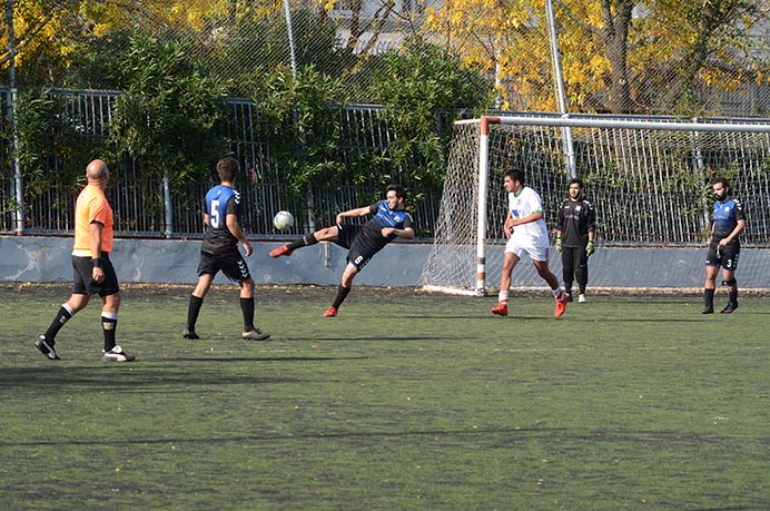 Los chicos con nuevo campo