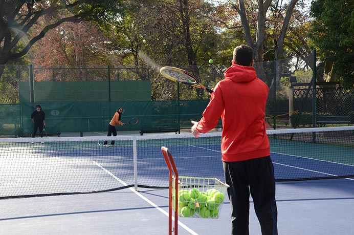 Tenis en marcha