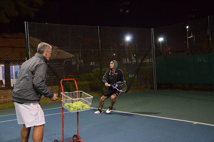 Suman minutos en cancha