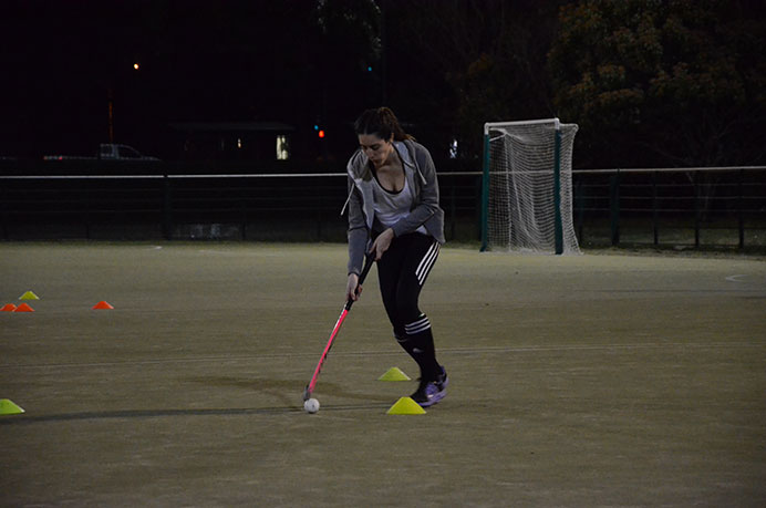 Reincorporada en esta segunda mitad del año, Olivia Bernacchi habló sobre el presente que vive el equipo de hockey. Después de un tiempo fuera de las canchas, rescató el progresivo nivel táctico que han podido adquirir de la mano del entrenador. <br /><br /> 