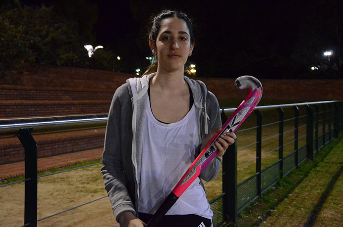 Reincorporada en esta segunda mitad del año, Olivia Bernacchi habló sobre el presente que vive el equipo de hockey. Después de un tiempo fuera de las canchas, rescató el progresivo nivel táctico que han podido adquirir de la mano del entrenador. <br /><br /> 