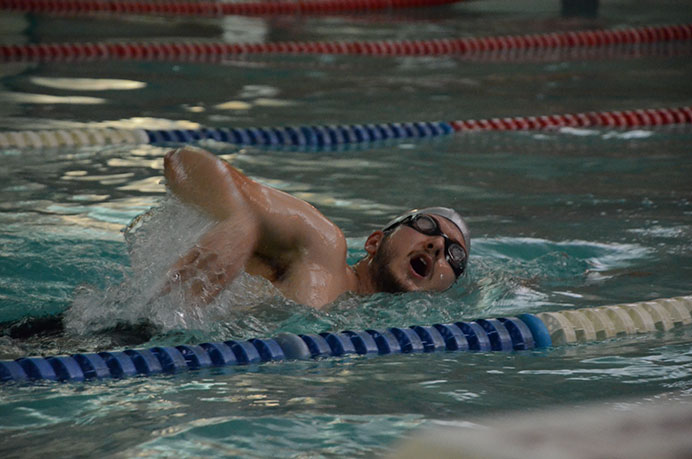 La primera competencia después del receso dejó para el equipo de natación mucha tela por cortar. Es por ello que Gaspar Genzone, uno de sus representantes, se tomó un momento para analizar el desempeño tanto colectivo como individual. 