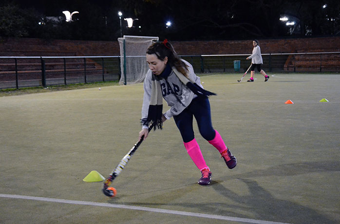 Pusieron primera las chicas de Hockey