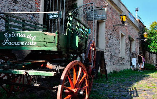 COLONIA DEL SACRAMENTO