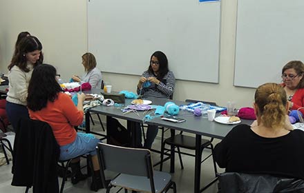 Taller de Tejido dirigido por Patricia Charo